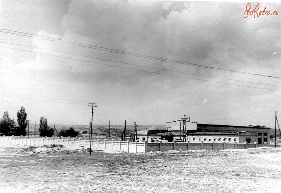 Северодонецк - 1950 г.Насосая станция промартезианкого водоснабжения на хуторе Н.Сиротино.