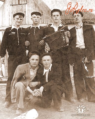 Кременная - Ребята из 10 класса 1956г.