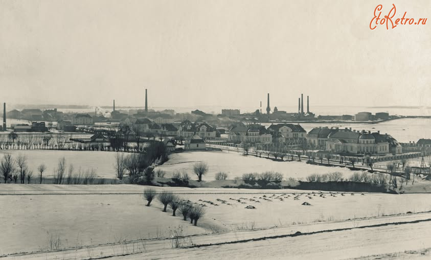 Дрогобыч - Дрогобич.  Вид на нафтоперероний завод.