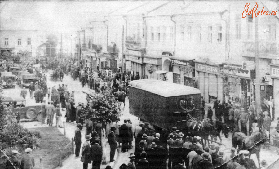 Дрогобыч - Дрогобич.  Виставка  підприємств.