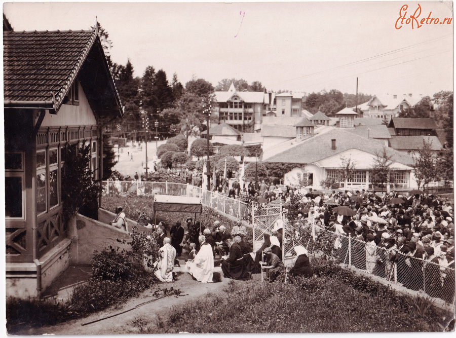 Трускавец - Трускавець. Процесія на День Тіла Господнього на території вілли 