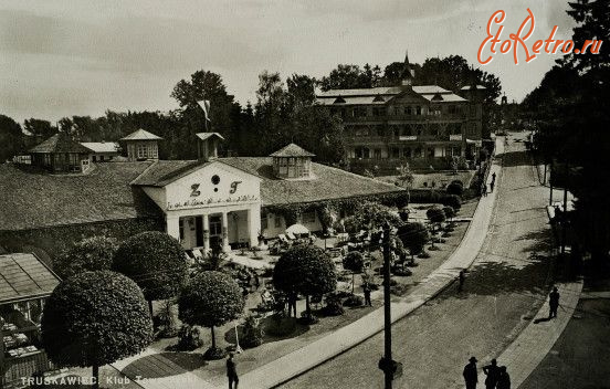 Трускавец - Трускавець-курорт.  Клуб Товариський.