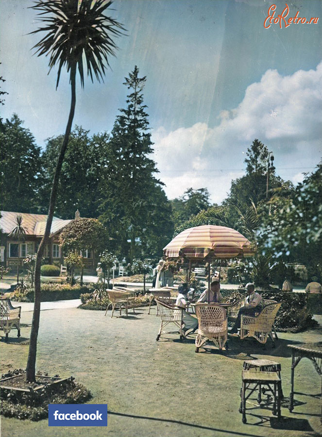 Трускавец - Трускавець. Сквер біля Товариського клубу.