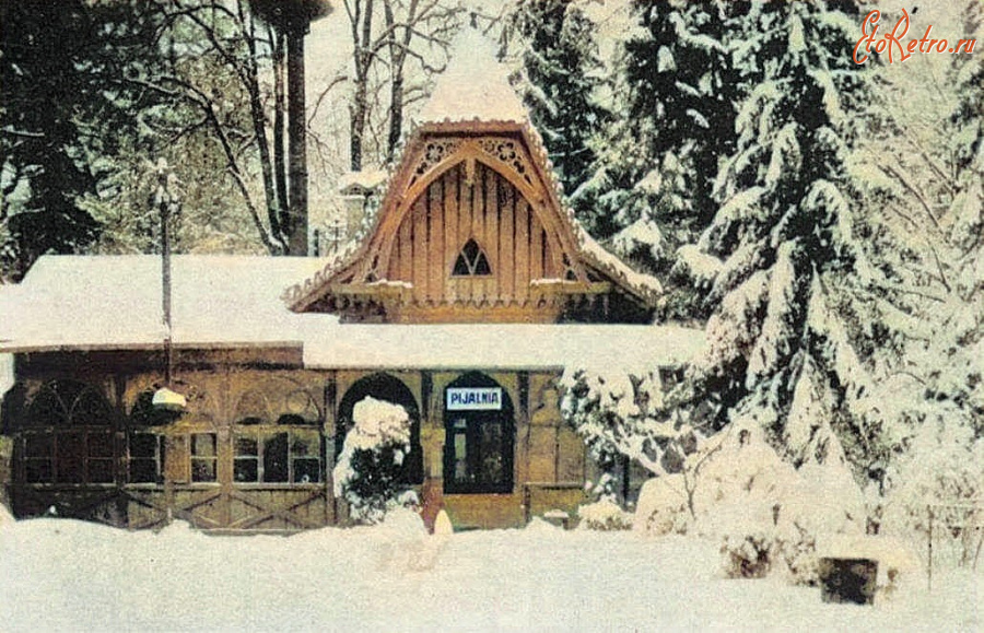 Трускавец - Трускавець.  Інгаляторний павільйон взимку.