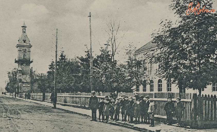 Рава-Русская - Рава-Руська.