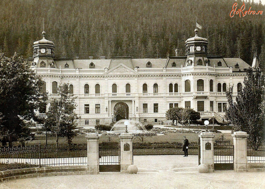 Сколе - Сколе-Демня. Палац баронів Гредель.