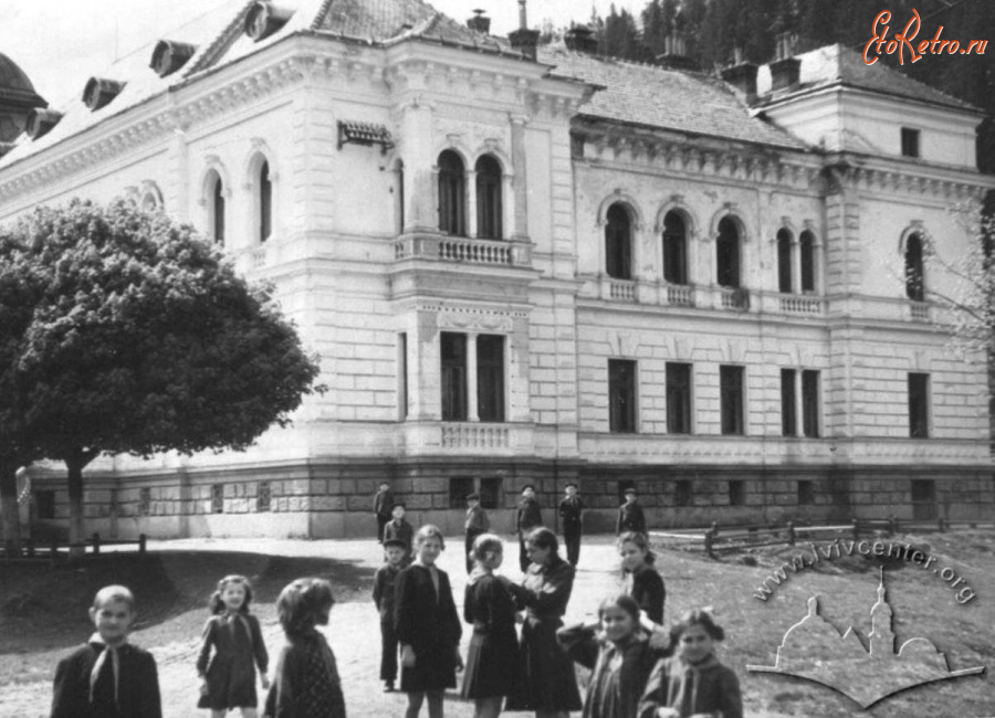 Сколе - Сколе.  Палац.