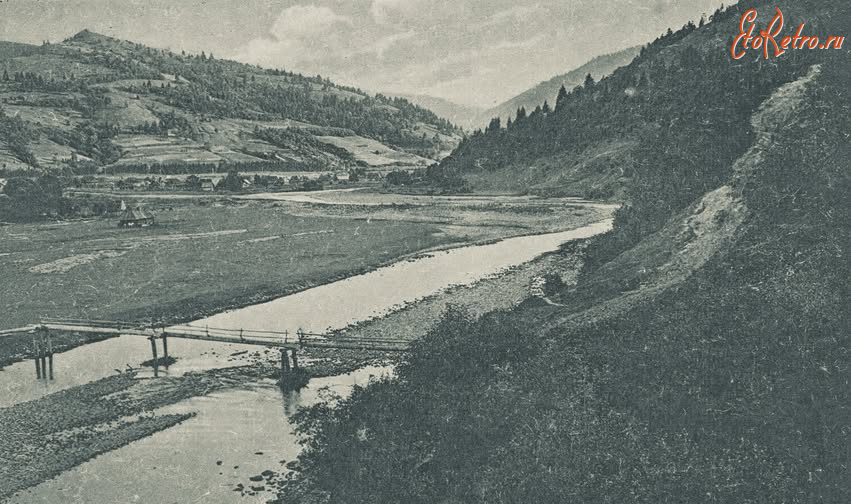 Сколе - Тухля. Вид на річку та кладку.