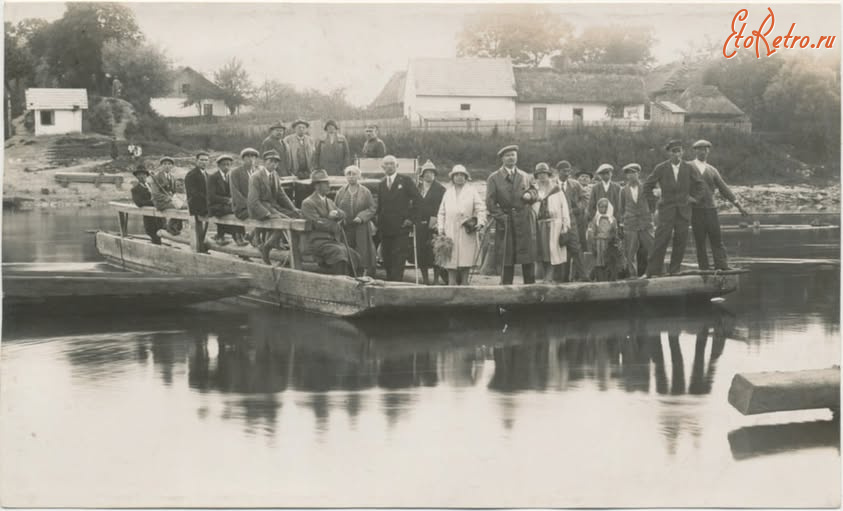 Журавно - Журавно, Стрийського повіту.  Паромна переправа.