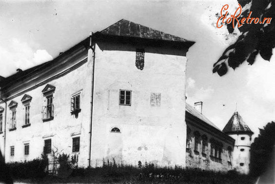 Поморяны - Замок короля Яна III Собеського у Поморянах.