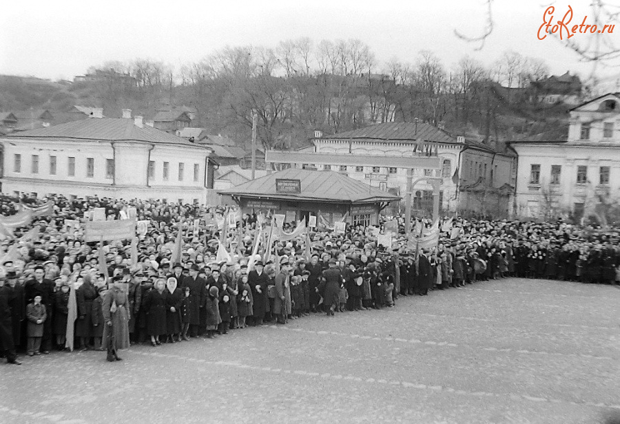 Вязники - Базарная площадь. Демонстрация трудящихся.