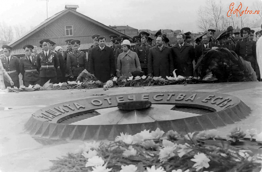 Вязники - Зажжение Вечного огня на Аллее славы.