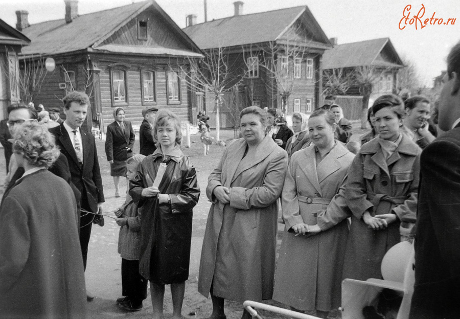 Вязники - Улица Мошина, поворот на Набережный переулок.