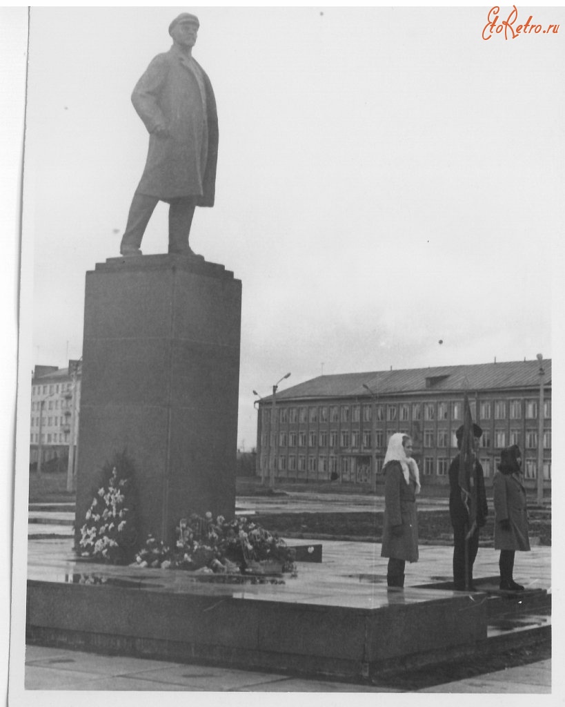 Кролевец - Памятник Ленину.