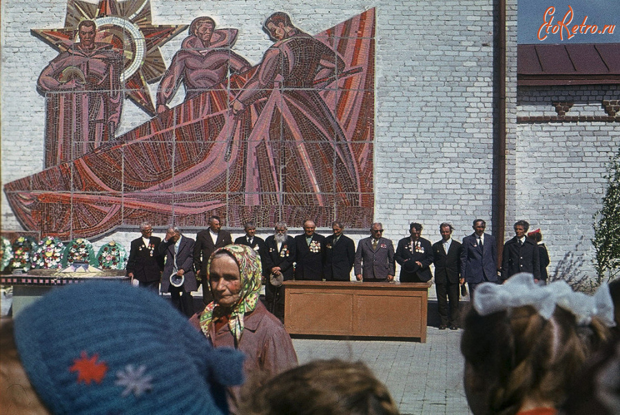 Волгоградская область - Станица Усть-Бузулукская. Празднование Дня Победы.