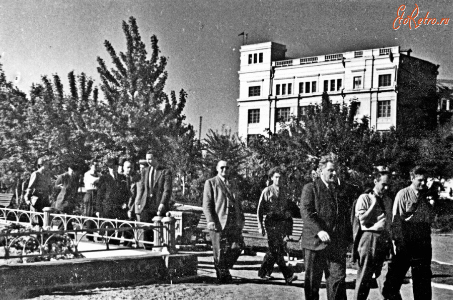 Волгоград - Сталинград. Площадь Павших борцов.