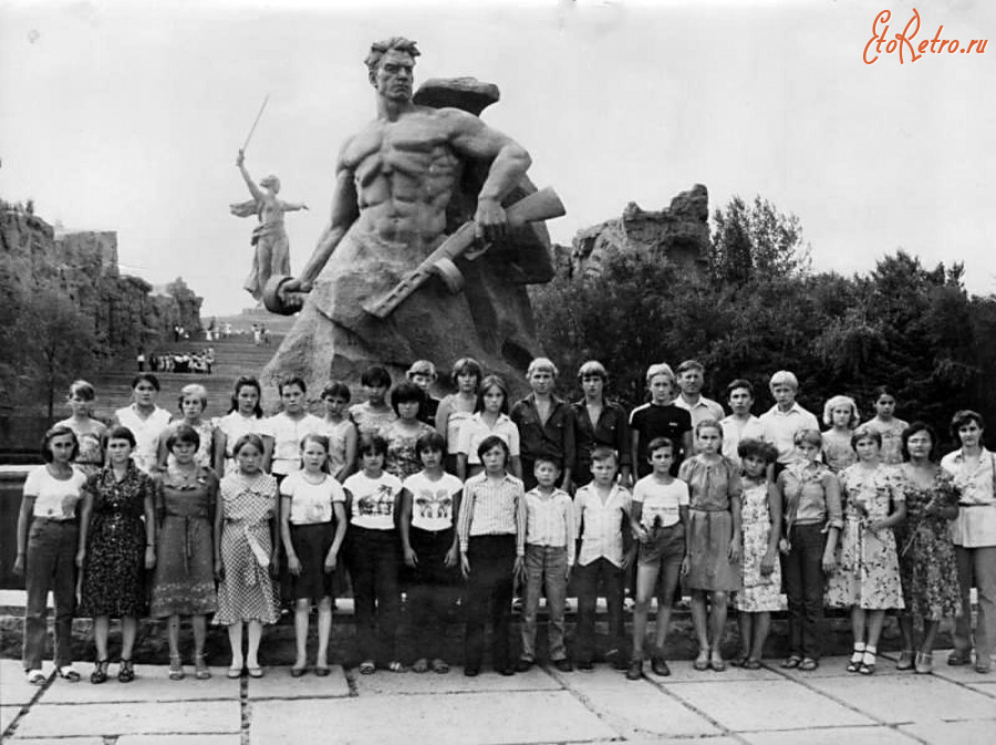Волгоград - Мамаев курган. Скульптуры 
