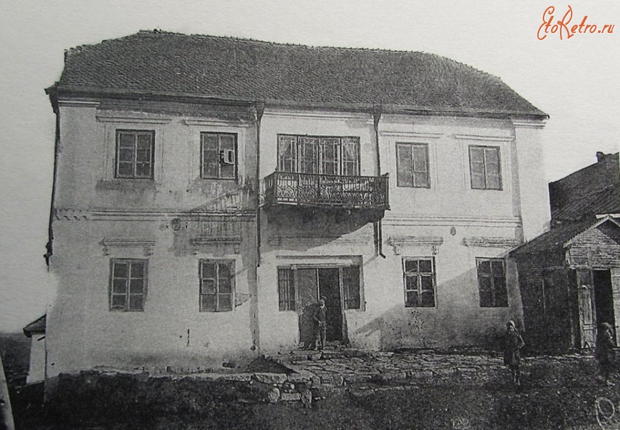 Дунаевцы - Дунаевцы Двухэтажный дом