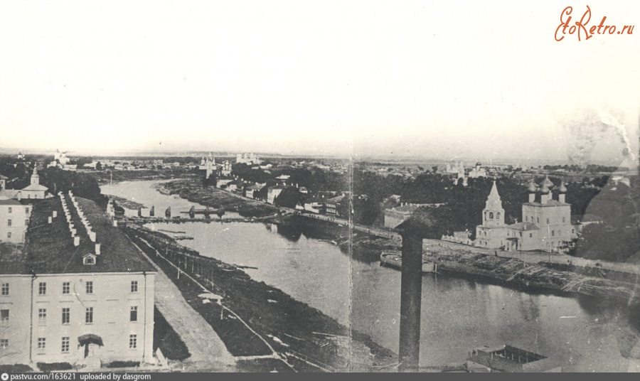 Вологда - Вид на Златоустинскую набережную с водонапорной башни