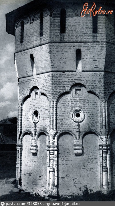 Вологда - Спасо-Прилуцкий монастырь. Западная угловая башня