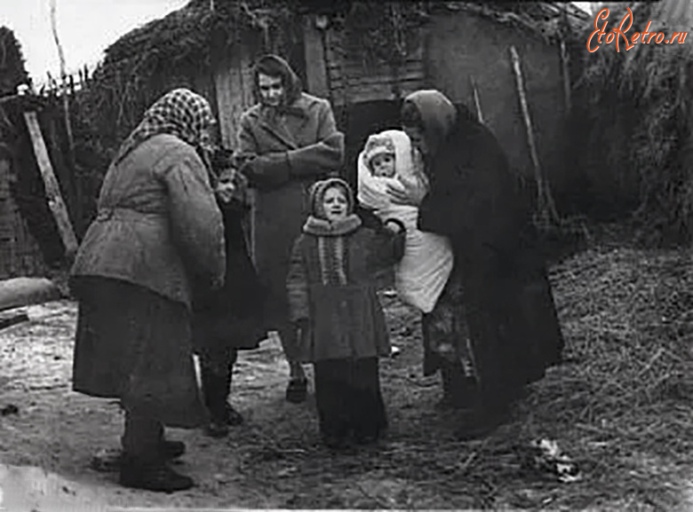 Воронежская область - Репьевка. Семья Цуриковых.