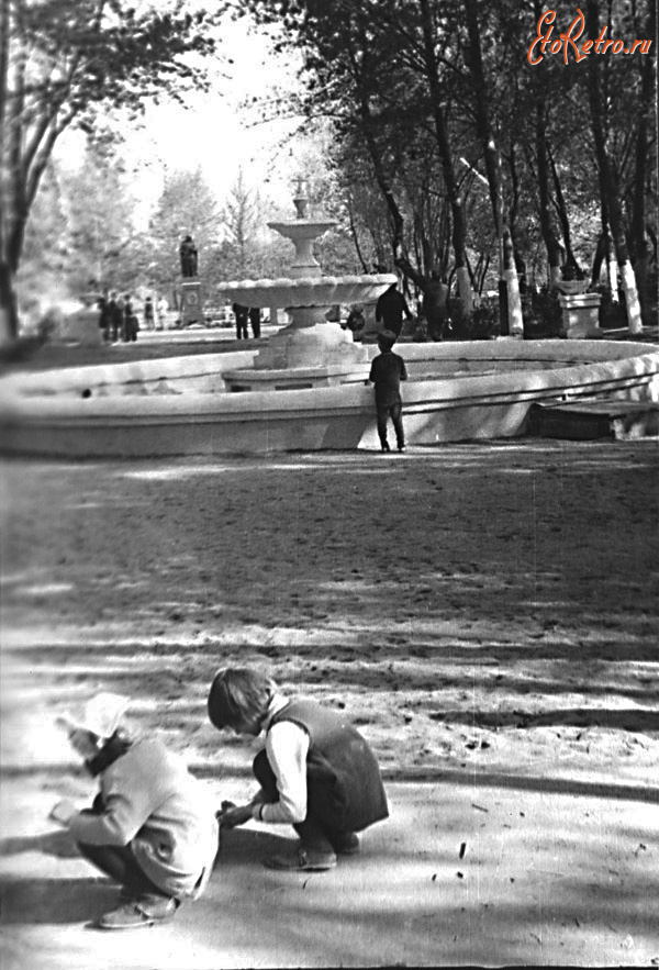 Семилуки - В детском парке на ул. 9-го января.