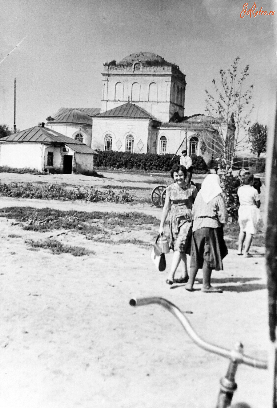 Эртиль - Село Ростоши. Базарная площадь. Космодамианская церковь.
