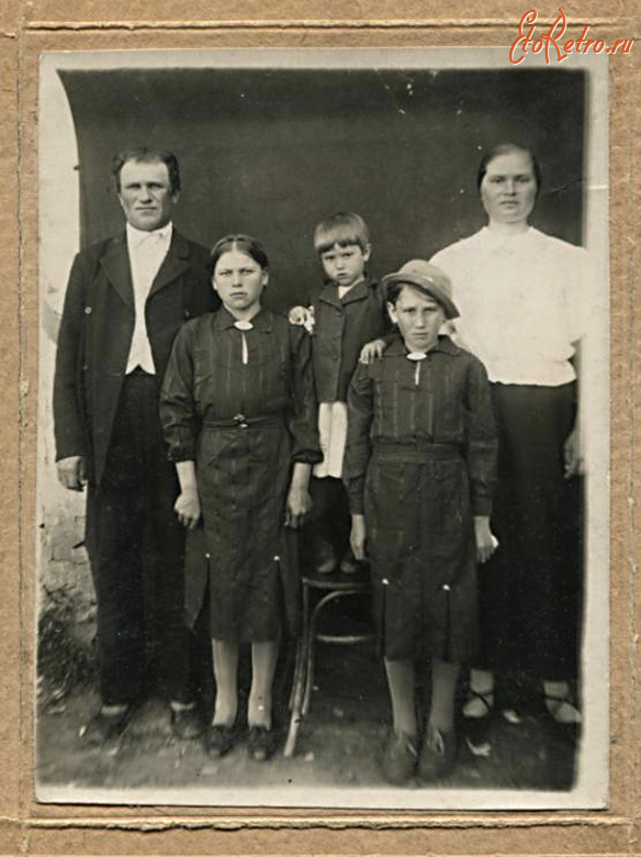 Эртиль - Семья из села Ростоши.