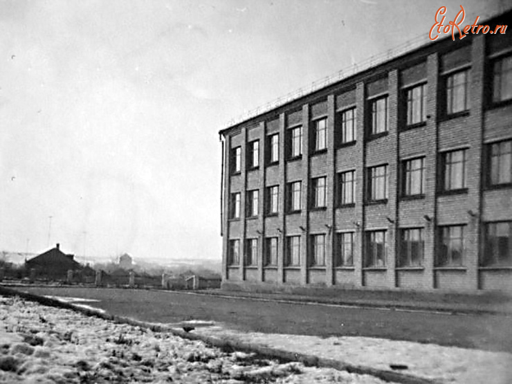 Эртиль - Село Ростоши. Эртильский р-н. Средняя школа.