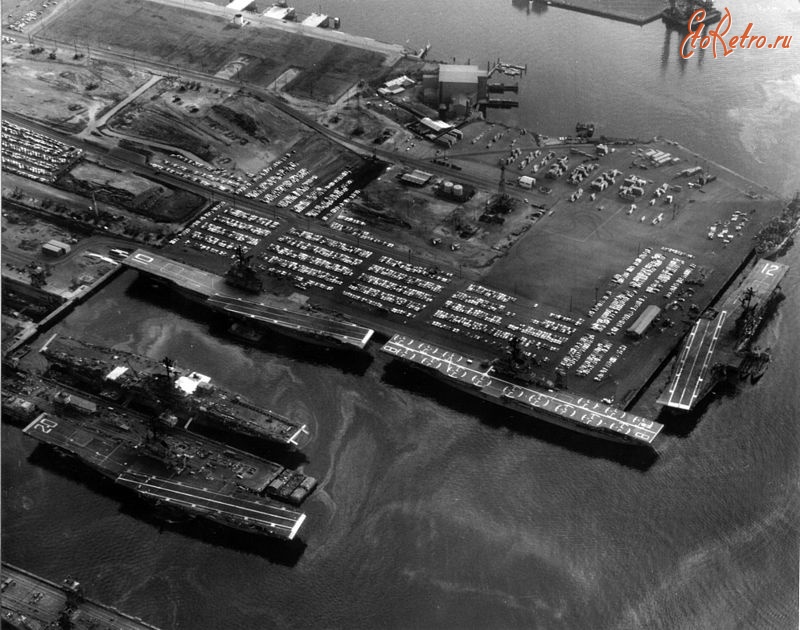 Соединённые Штаты Америки - Five Essex class carriers at Long Beach 1966 США,  Калифорния,  Округ Лос-Анджелес