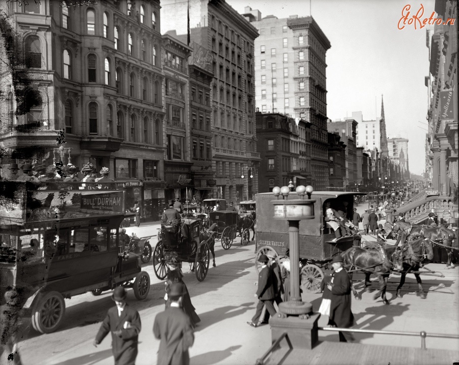 Нью-Йорк - Fifth Avenue and 42th Street, New York США,  Нью-Йорк (штат),  Нью-Йорк,  Манхеттен