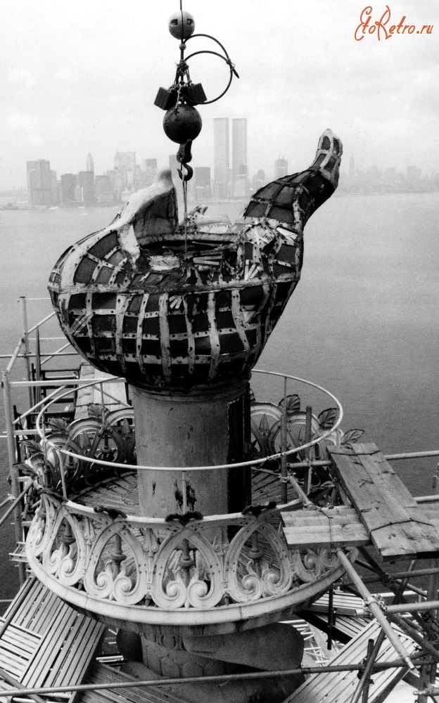 Нью-Йорк - Restoration of The Statue of Liberty on Pinterest США,  Нью-Йорк (штат),  Нью-Йорк,  Манхеттен