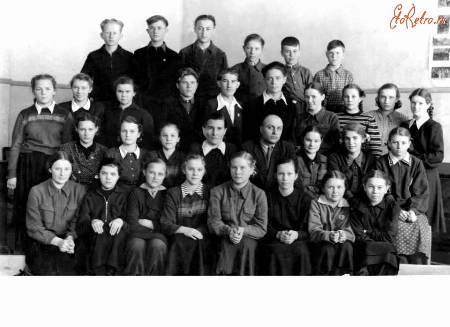 Павловская Слобода - Павловская Слобода. Ученики Павловской средней школы. 1954 год.