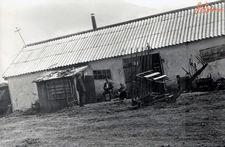 Ровеньки - Клименково. Мастерская тракторной бригады №2.