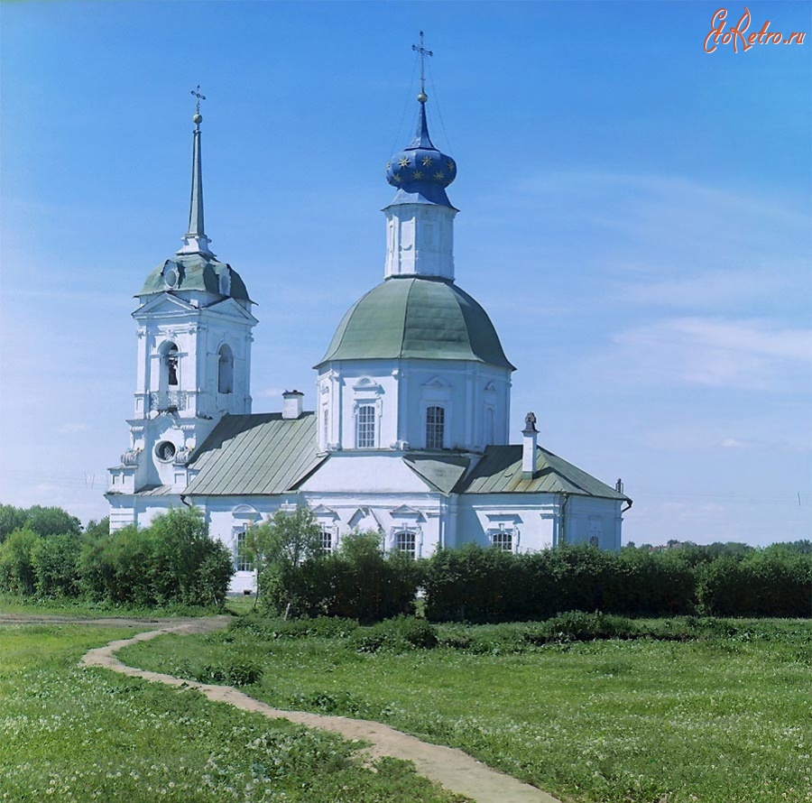 Бородино - Никольская церковь в селе Сушки.