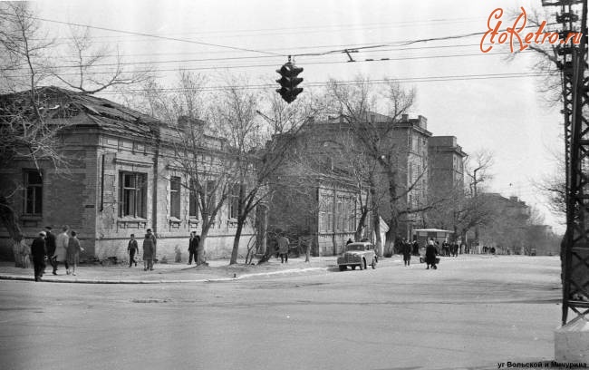 Саратов - Угол Вольской и Мичурина