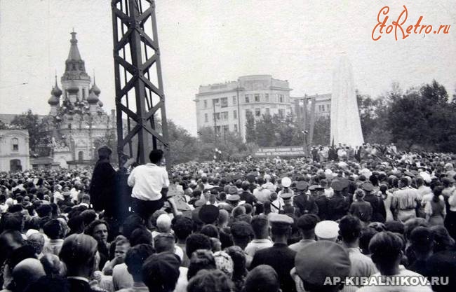 Саратов - Открытие памятника Н.Г.Чернышевскому