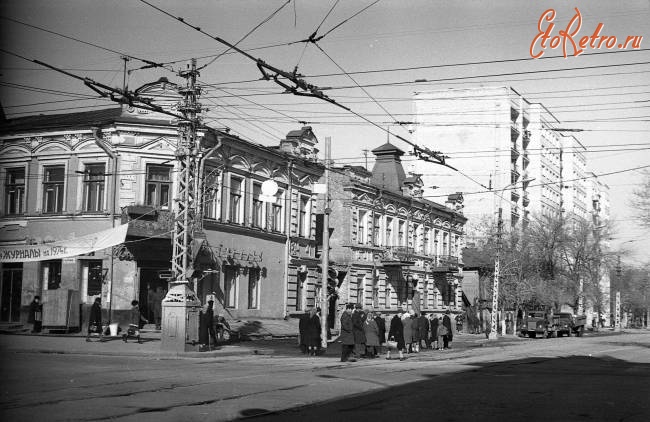 Саратов - Угол проспекта Ленина и улицы Чапаева