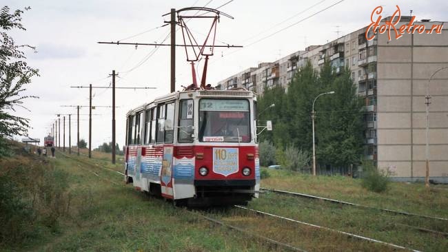 Саратов - Трамвай КТМ-5 на улице Академика Антонова