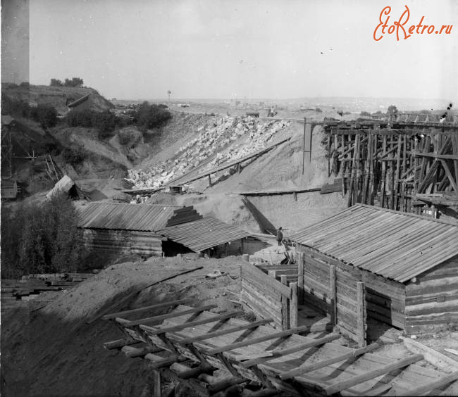 Саратов - Строительство  железнодорожного  моста в Залетаевском овраге