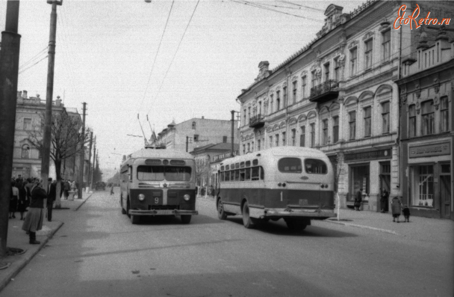 Саратов - Троллейбус МТБ-82Д и автобус ЗИС-155 на проспекте Кирова