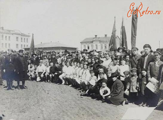 Саратов - Первомайская демонстрация на Ленинской площали