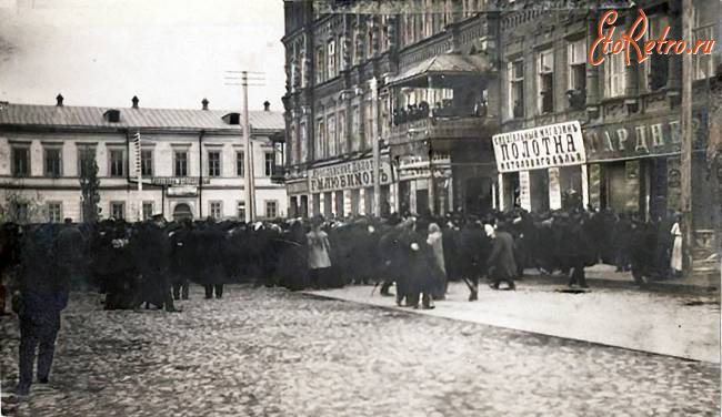 Саратов - Митинг у дома Вакурова