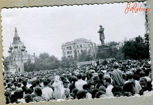 Саратов - Открытие памятника Н.Г.Чернышевскому