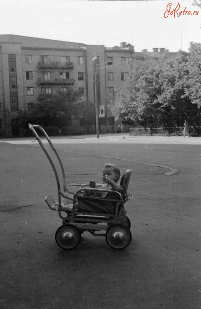 Саратов - Коммунарная площадь