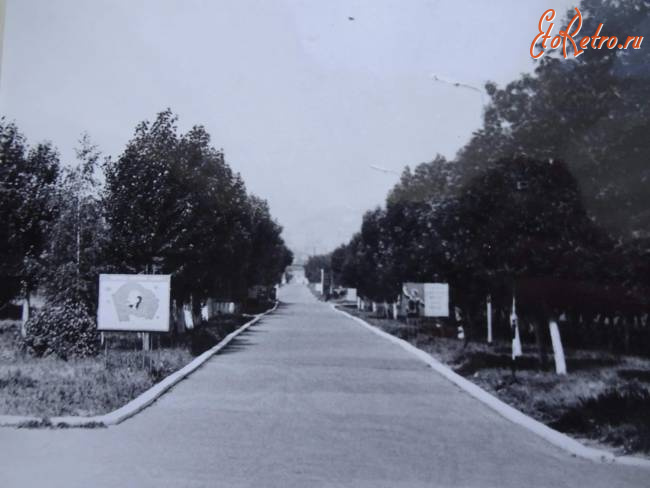 Саратов - Центральная аллея СВВКИУ РВ