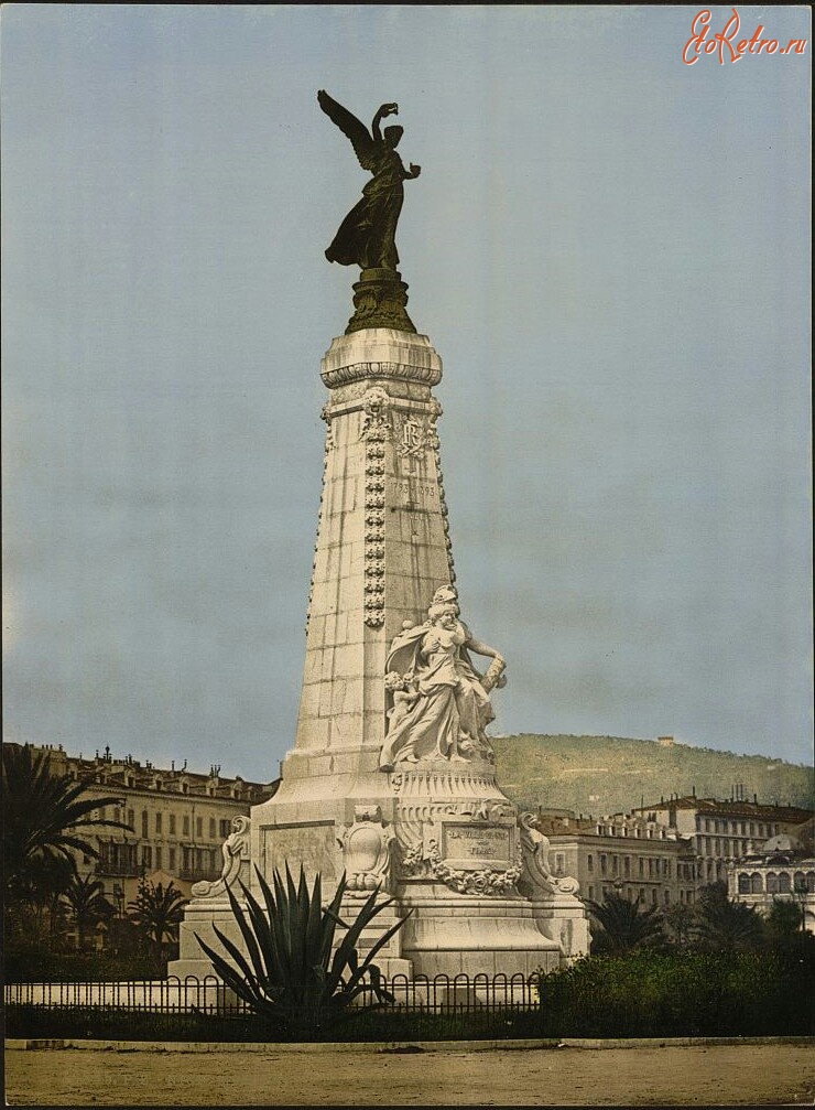 Франция - Главный монумент Ниццы