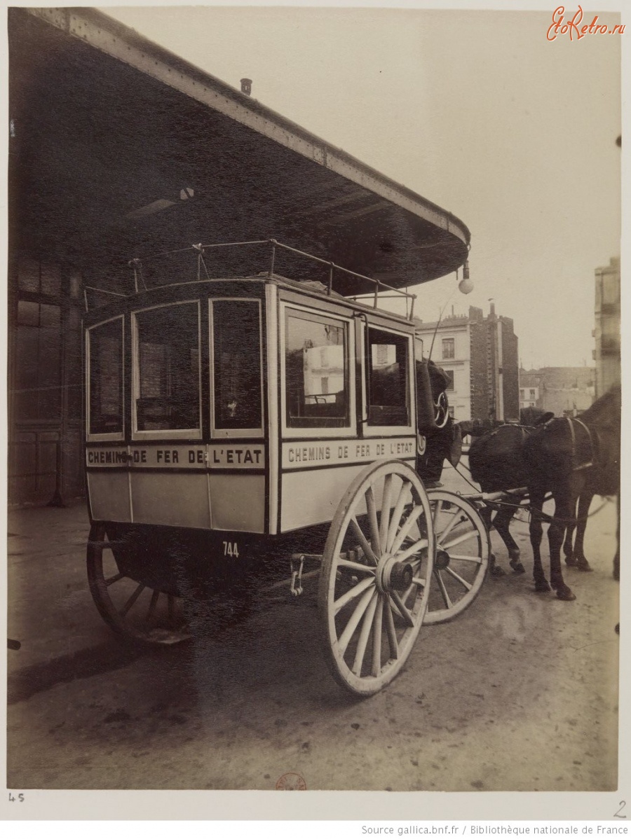 Париж - Пассажирский омнибус у здания вокзала, 1910