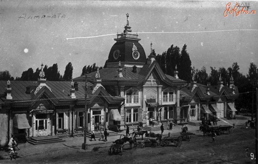 Алма-Ата - Алма-Ата. Магазин Т.П.О. Турксиба. Фотограф Аргунов. 1929 г.
