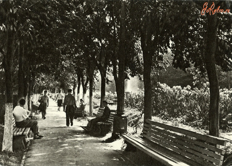 Алма-Ата - Бульвар на улице Кирова, 1950-1960